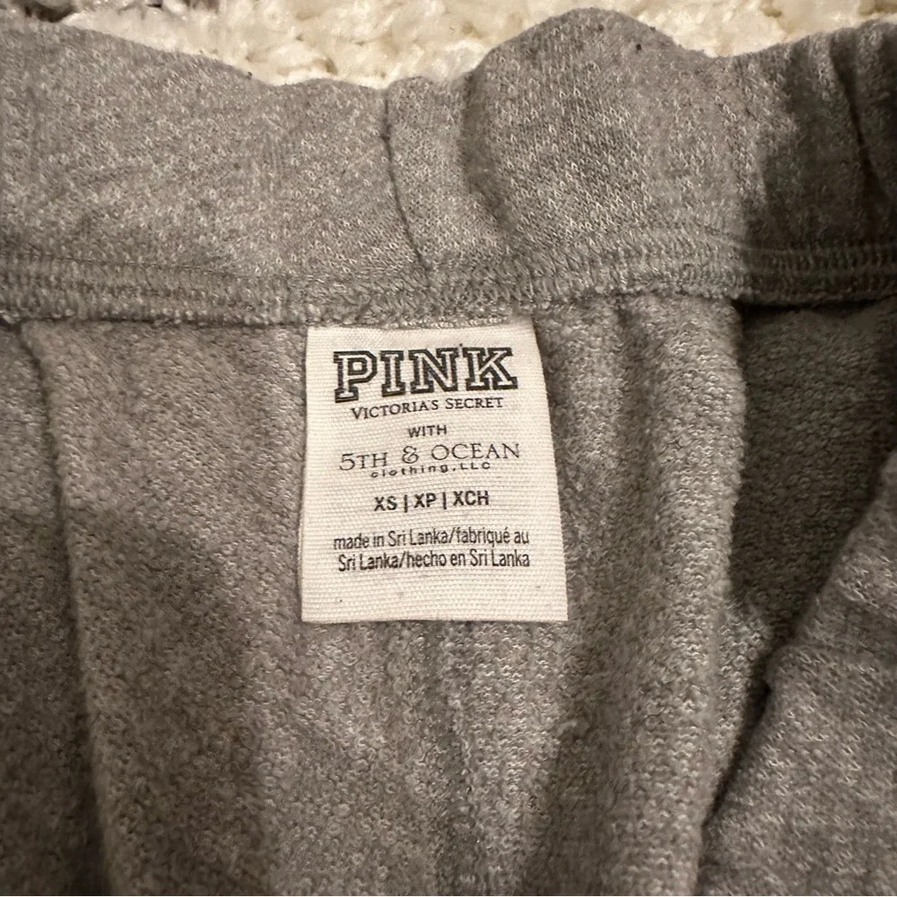 Pink brand ASU shorts - Picture 3 of 4